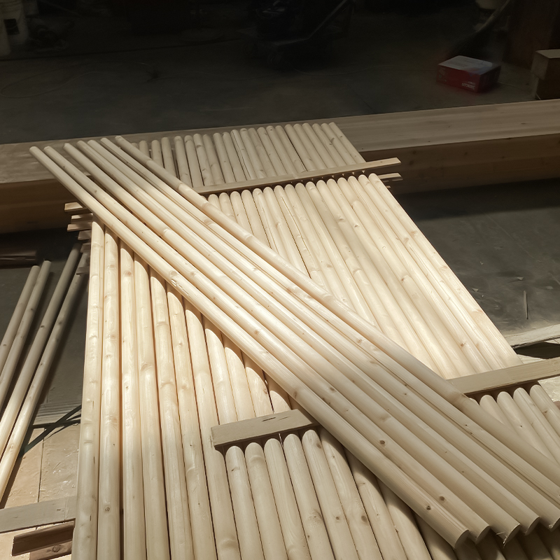 Coluna Glulam Redonda Spruce Coluna Glulam Redonda Spruce