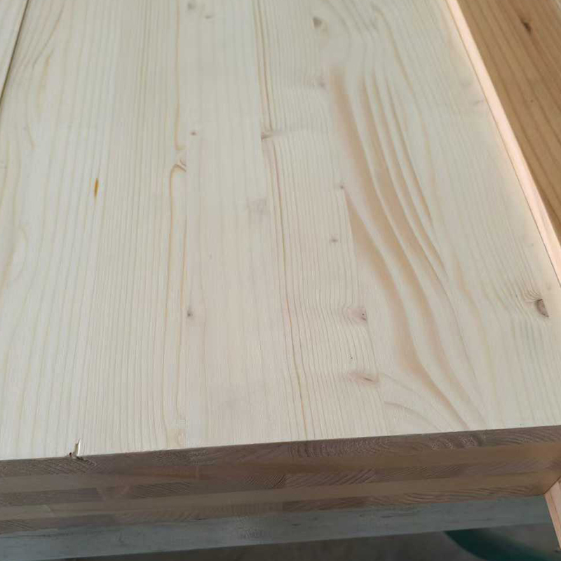 Painéis Industriais CLT Spruce
